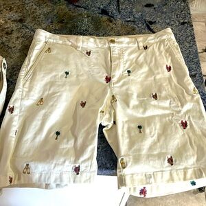 White vacation mindset somewhere ocean front themed shorts